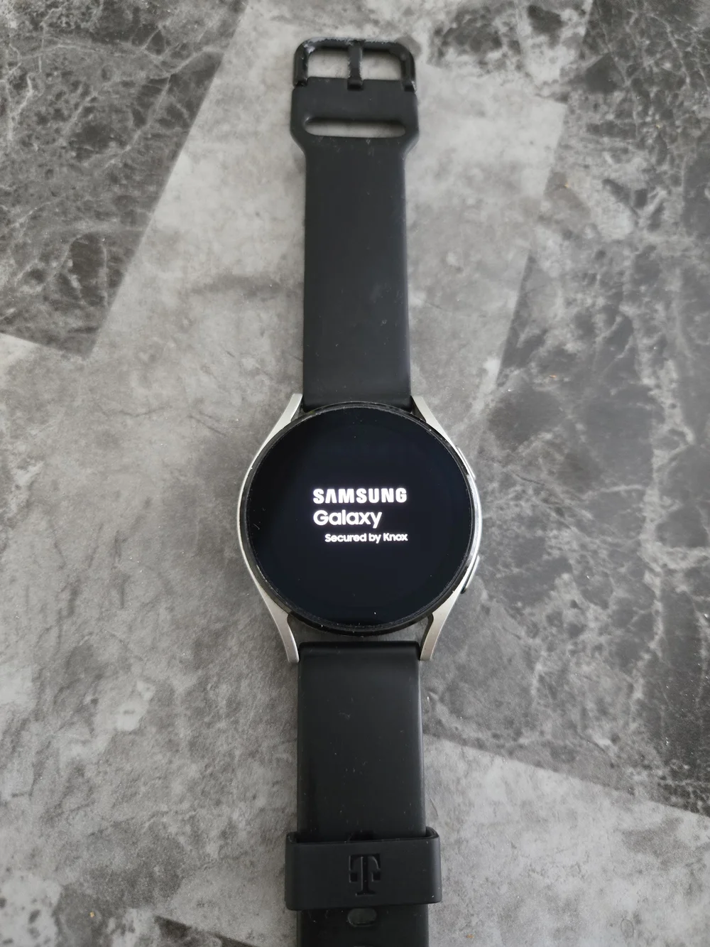 Samsung Galaxy Watch4 Silver Case with Black Band